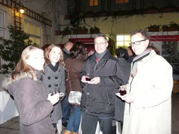 Gespräche bei einem Glas Feuerzangenbowle